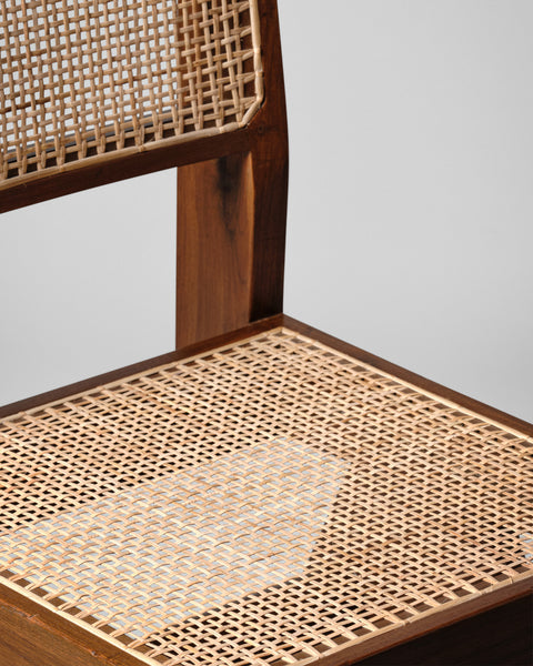 Student Chair / PJ-SI-25-A